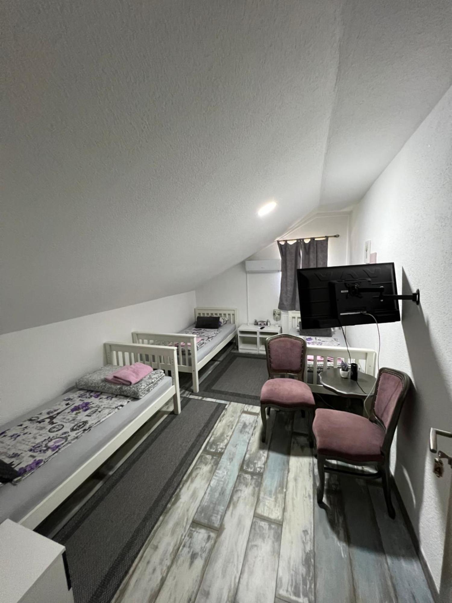 Prenociste-Sobe-Rooms-Aman Бихач Номер фото
